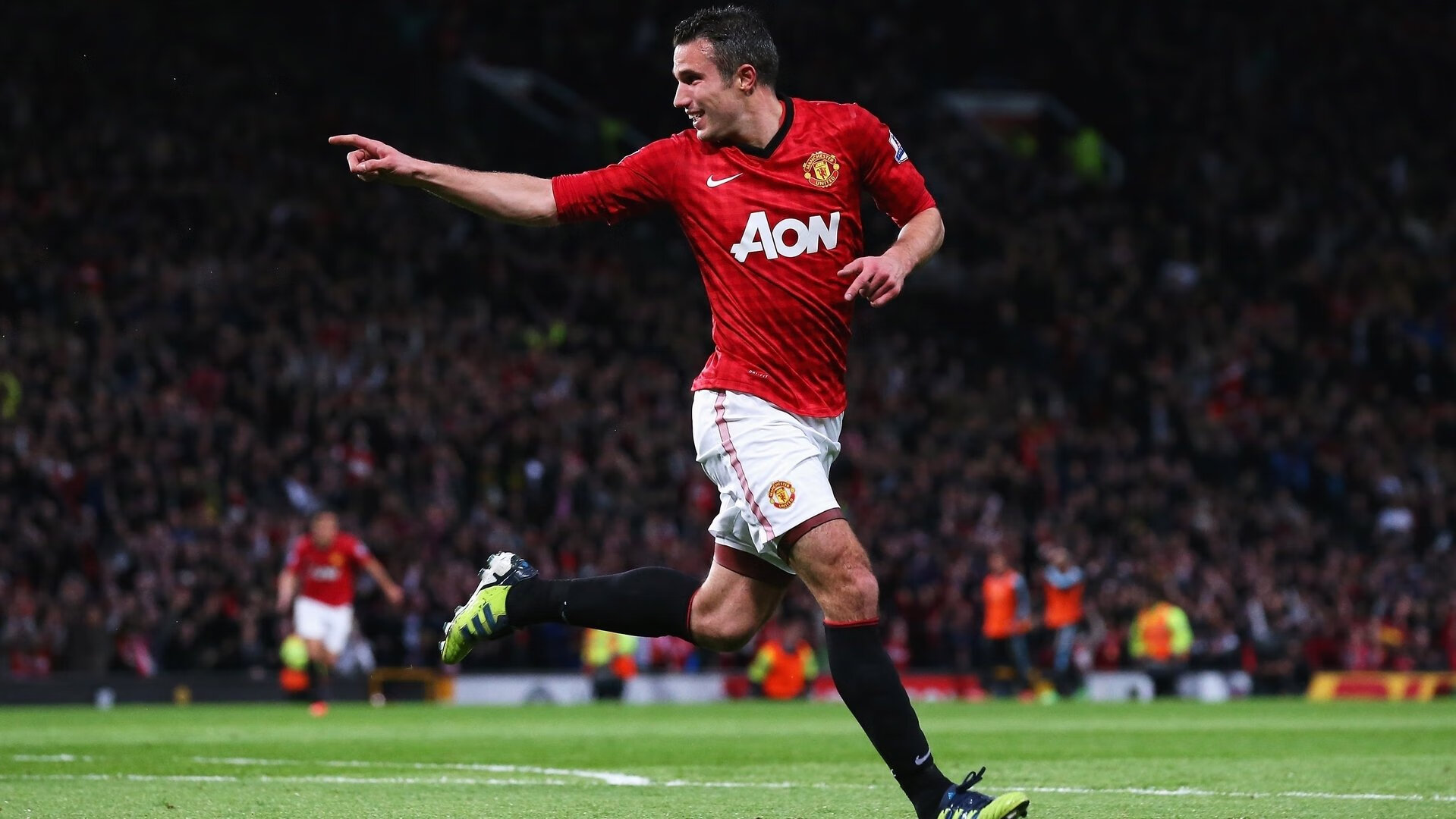 破茧，红牛二队的逆袭与皮亚斯特里的纪录之夜