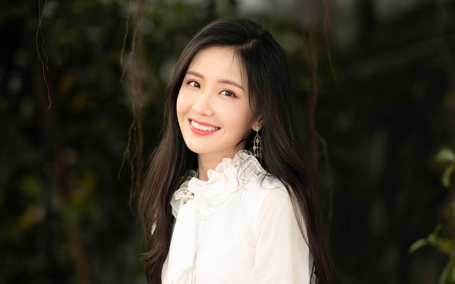 米切尔44+18历史性夜晚!太阳关键战靠他一人凿穿灰熊铁阵