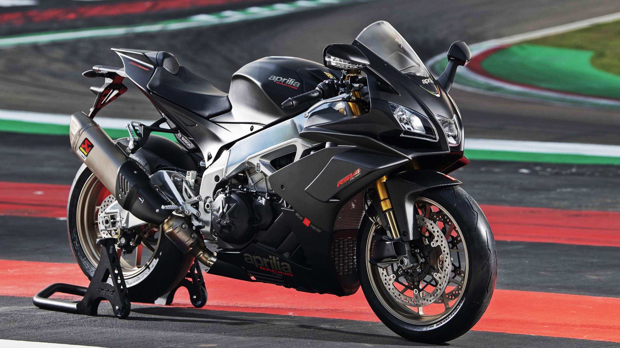 时空折叠，当篮网提前终结悬念之夜，英格拉姆在F1街道赛接管比赛