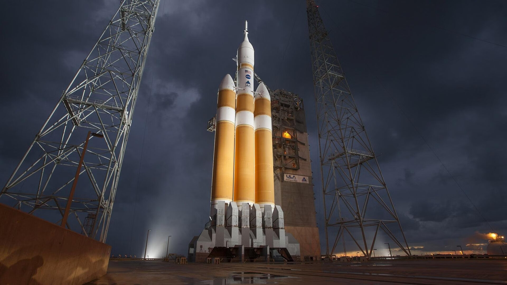 爱游戏在线-历史级对决！约基奇带队，却被一年生抢走风头，切特决胜时刻拯救掘金