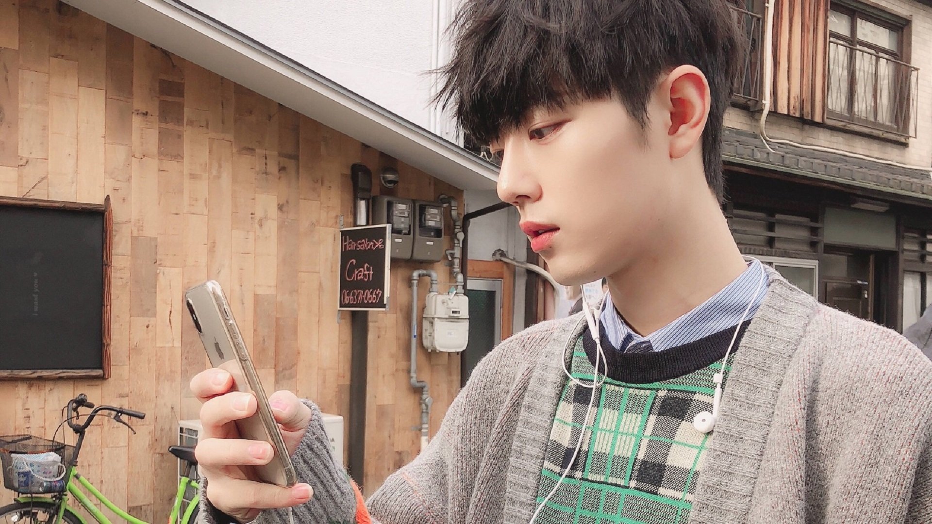 闪耀成色!克瓦拉茨赫利亚惊艳四座,马里全面压制演绎压倒性胜利